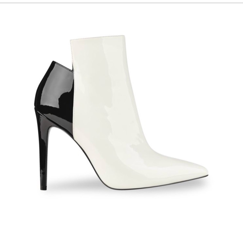 NIB KENDALL & KYLIE BOOTIES